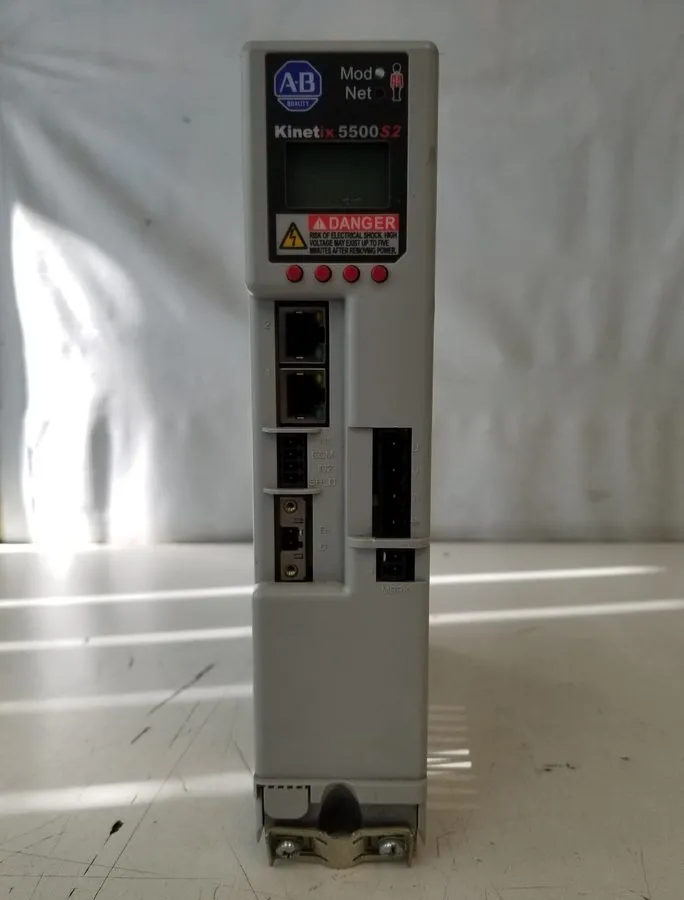 Сервопривод Allen Bradley 2198-H040-ERS2 Kinetix 5500 SERVO DRIVE