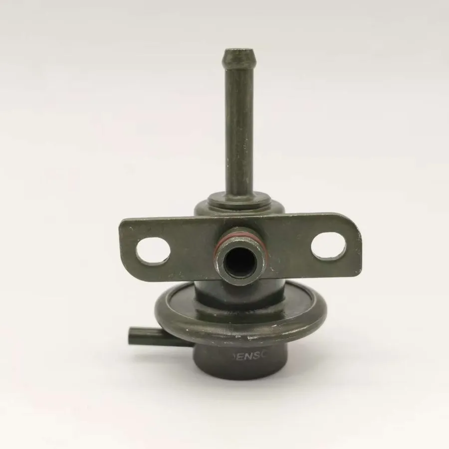 Трубопроводная арматура 23280-75020 Fuel Injection Pressure Regulator для 95-04  — фото лота 2