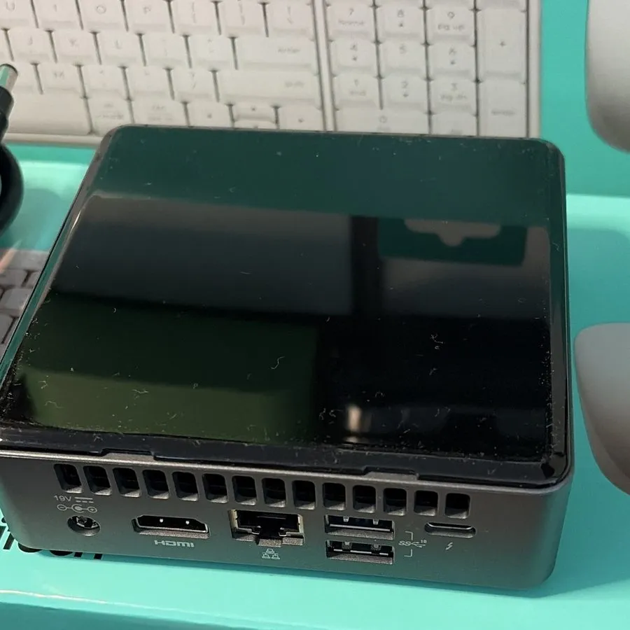 Клавиатура FREE KEYBOARD Intel NUC i5-8259U 16GB 2x8gbWin11 Pro HDMI WiFi 512gb  — фото лота 1