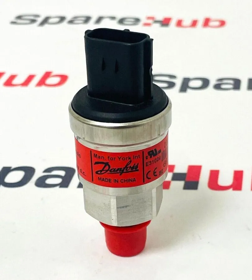 Датчик давления DANFOSS YORK 060G3603 AKS32R Pressure Transmitter 02529139009