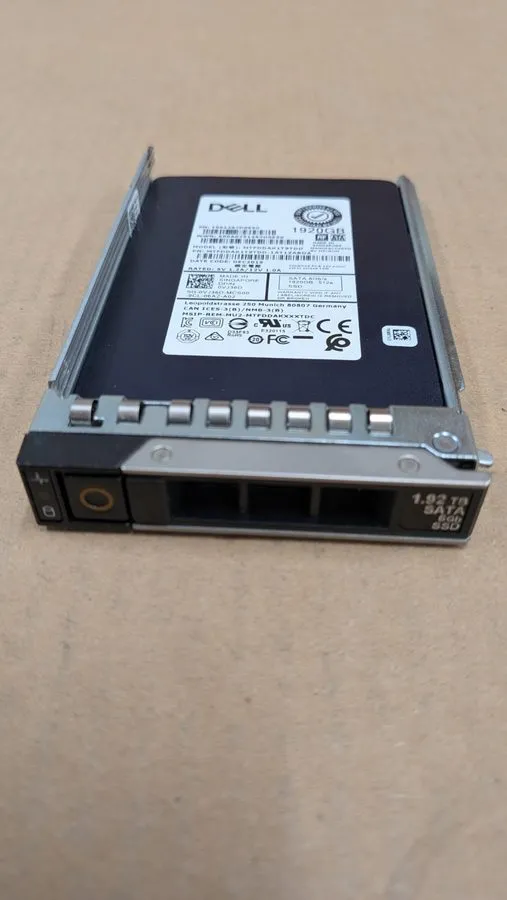 SSD-накопитель MTFDDAK1T9TDD Micron 5200 PRO 1.92TB SATA 6Gb/s 2.5" Internal SSD