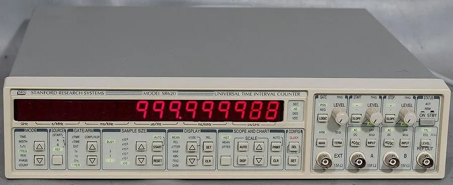 Тестер Stanford Research SR620 Time Interval/Frequency Counter 1.3 GHz 25 ps w/O