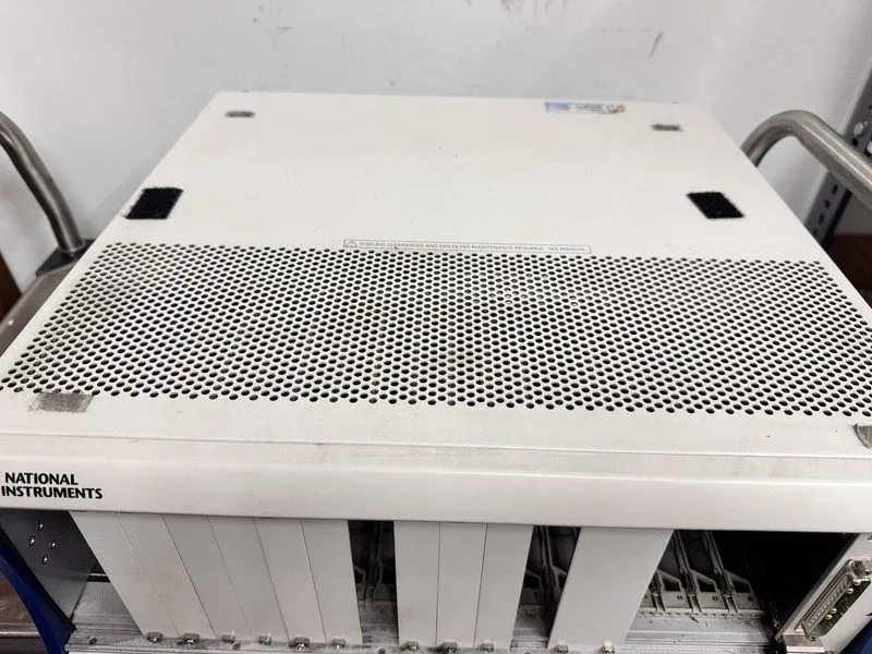 Шасси National Instruments NI PXI-1045 PXI Chassis