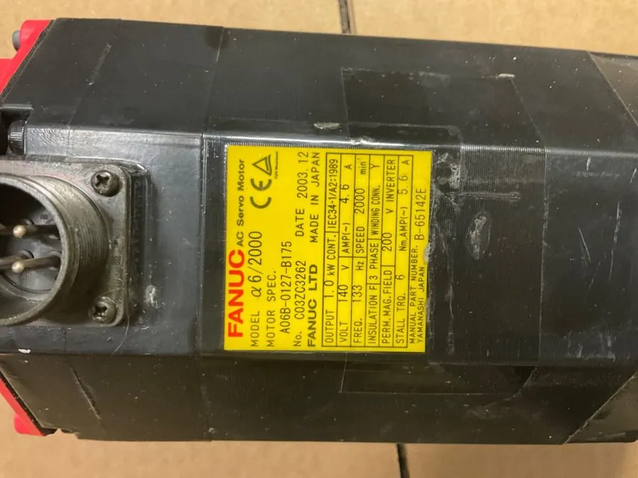 Серводвигатель Fanuc 6/2000 A06B-0127-B175 AC Servo Motor 1.0kW