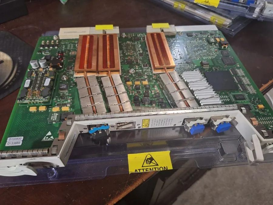 Коммутатор Cisco ONS 15454-OTU2-XP V00 4 Port XFP 10GBE Ethernet Exponder Module