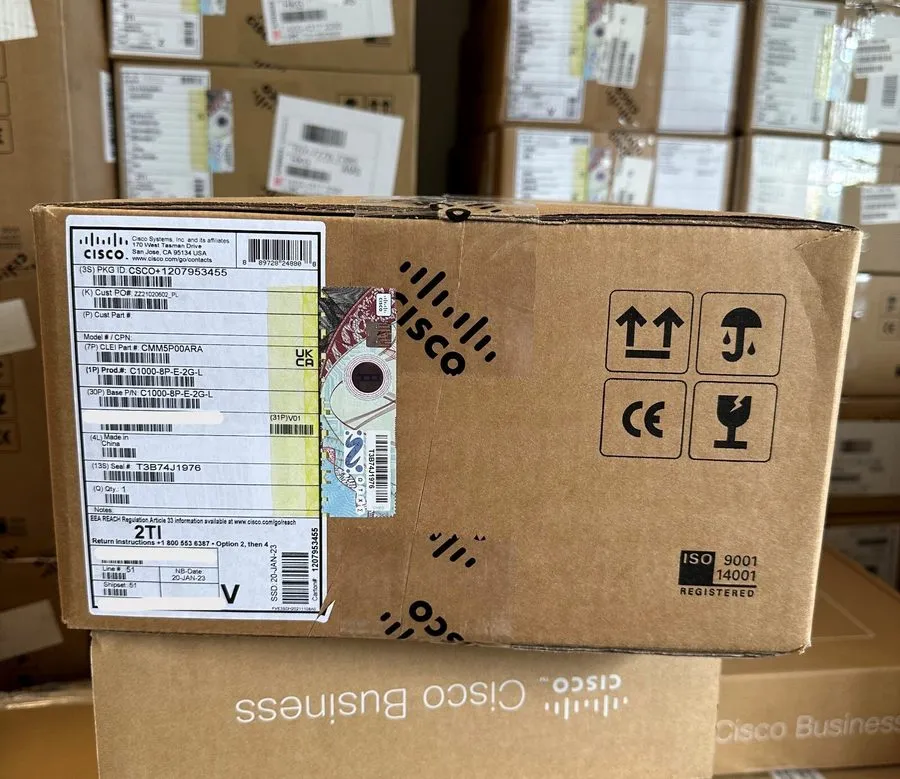 Коммутатор Cisco C1000-8P-E-2G-L 8 Ports PoE Ethernet Switch