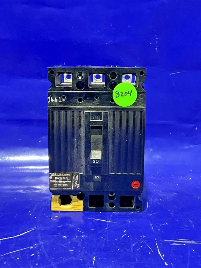 Автоматический выключатель GE TED134030 30A 3-Pole 480V AC E-Frame Circuit Break