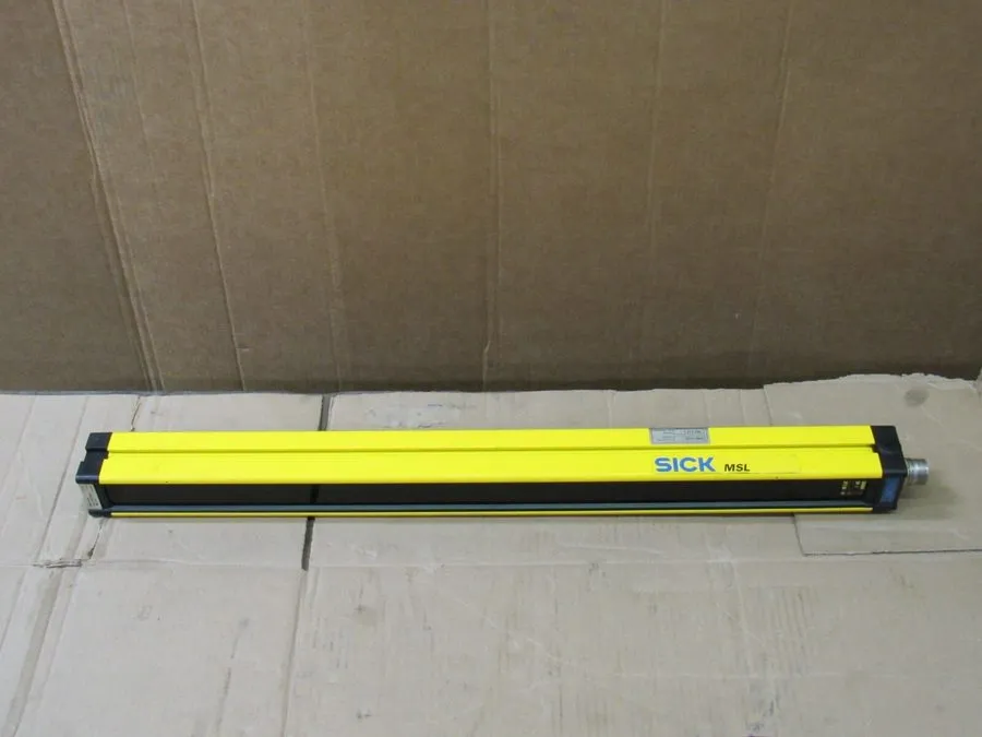 Световая завеса SICK LIGHT BEAM BARRIER SAFETY LIGHT CURTAIN 1 012 296 MSLE02-15