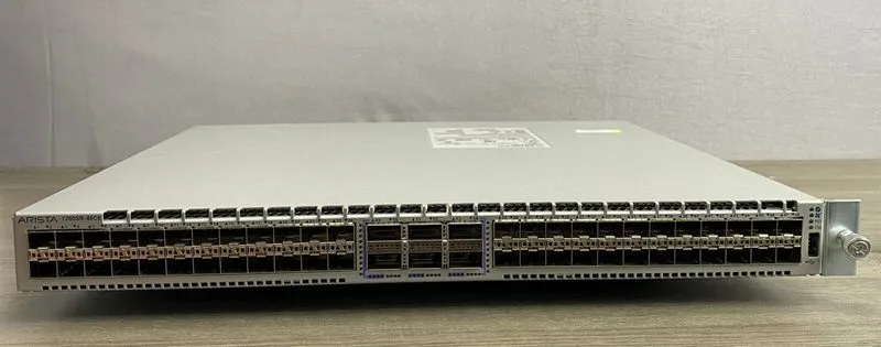 Коммутатор Arista DCS-7280SR-48C6-F Switch 48x 10Gb SFP+ & 6 x 100Gb QSFP28 Port