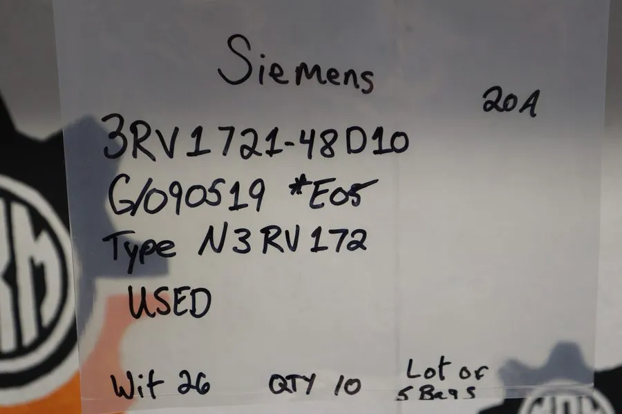 Автоматический выключатель Siemens 3RV1721-4BD10 Sirius Motor Protection Circuit — фото лота 1