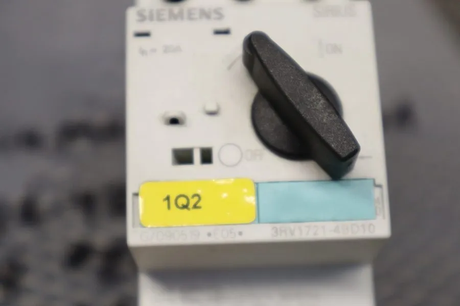 Автоматический выключатель Siemens 3RV1721-4BD10 Sirius Motor Protection Circuit — фото лота 2