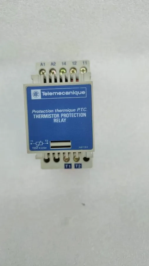 Реле защиты TELEMECANIQUE LT2-SE00M PTC THERMISTOR PROTECTION RELAY 220/240V AC
