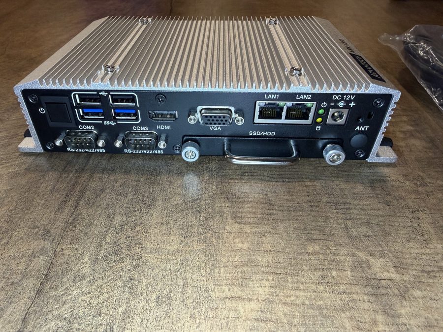 Advantech ARK-1550-S9A1E i5-4300U 512GB SSD Industrial Fanless Windows Embedded
