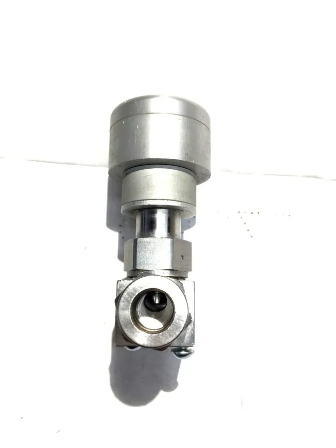 Клапан Swagelok SS-8BK-1C diaphragm valve — фото лота 1