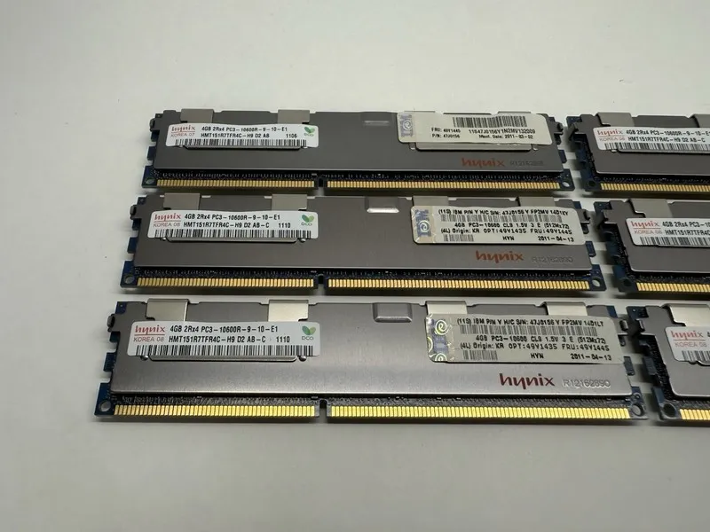 Модуль памяти Hynix 4GB PC3-10600R 1333MHz DDR3 ECC Server RAM HMT151R7TFR4C-H9 