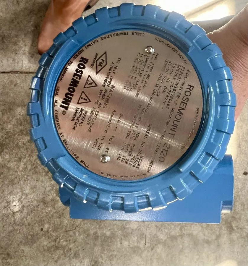 Датчик уровня Rosemount 2120D1DV1E5YE0180 Vibrating Fork Level Switch Extended P — фото лота 1