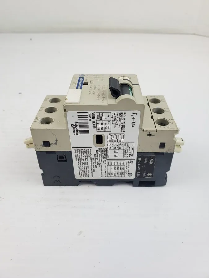 Автоматический выключатель Telemecanique GV2-RS07 3P Circuit Breaker 1.6-2.5A & 