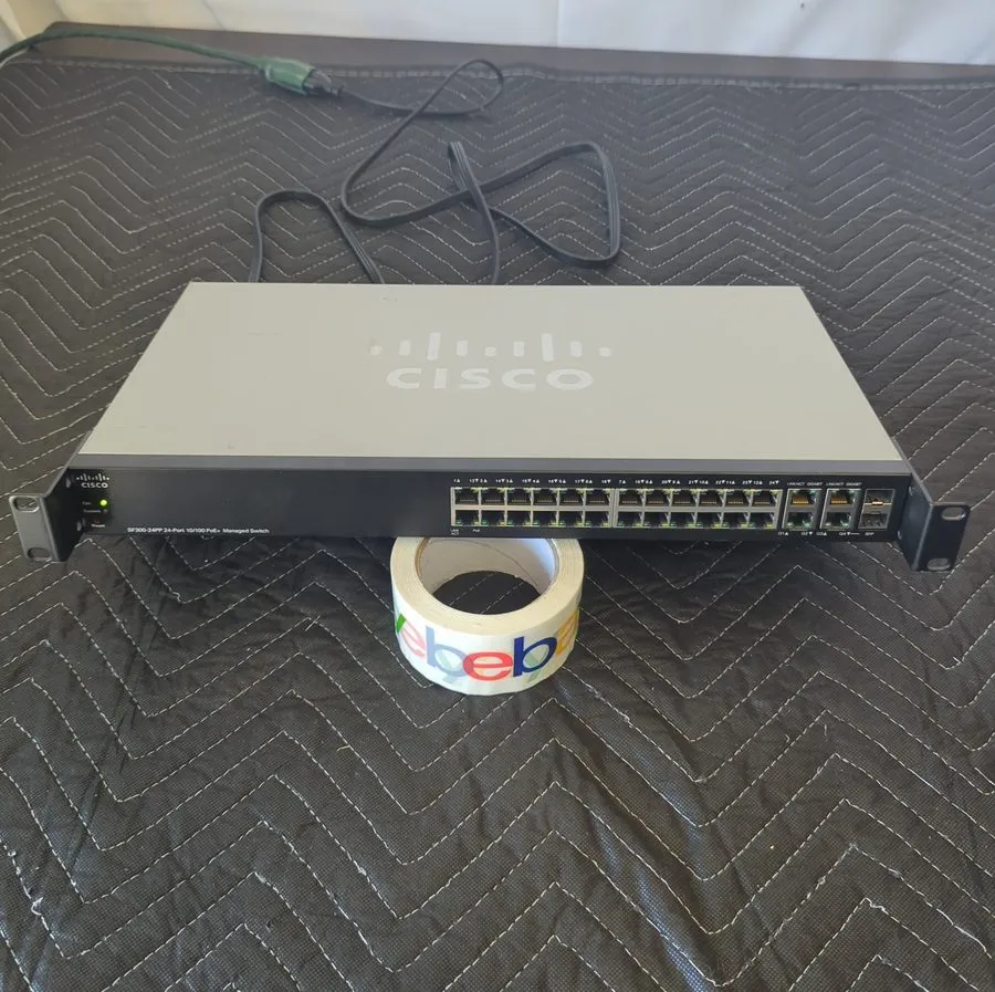 Коммутатор Cisco SF300-24PP 24-port Managed PoE+ Switch (no rackmount brackets)