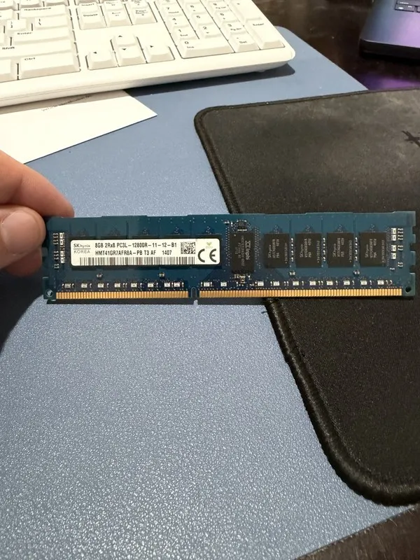 Модуль памяти HYNIX 8GB DDR3 2Rx8 PC3L-12800R 1600MHz HMT41GR7AFR8A-PB ECC REGIS