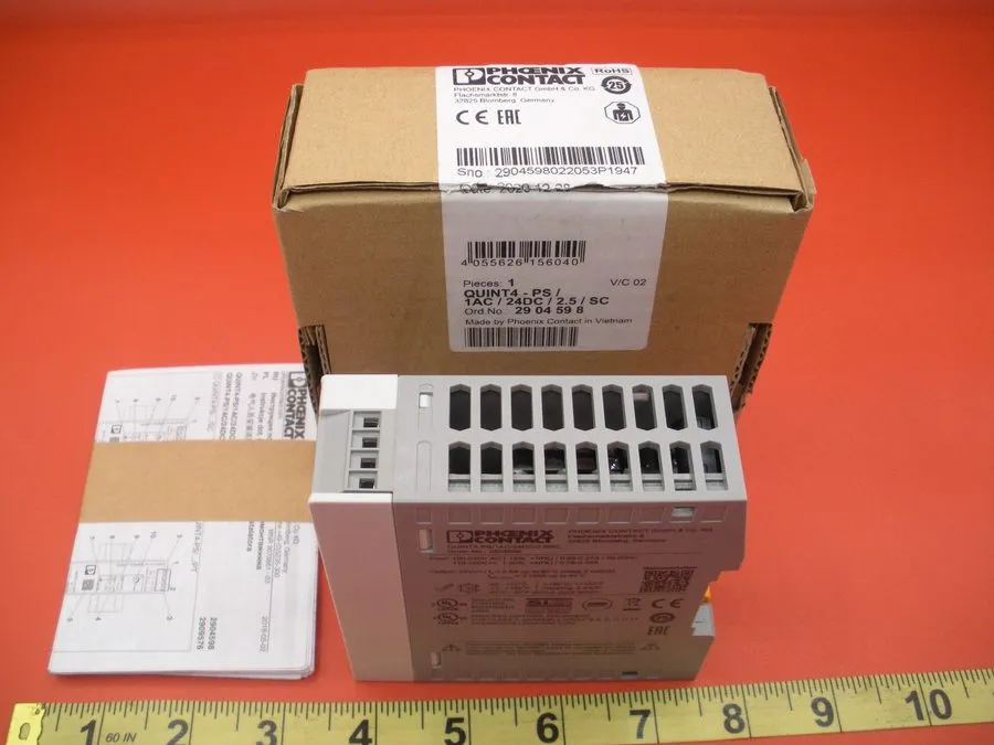 Блок питания Phoenix Contact QUINT4-PS/1AC/24DC/2.5/SC 2904598 Power Supply