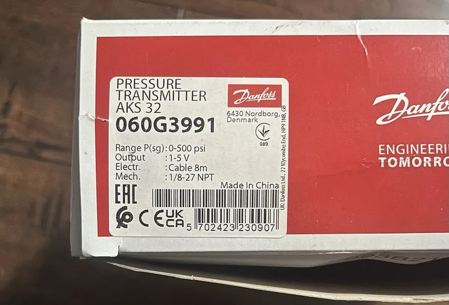 Датчик давления Danfoss AKS 32 Pressure Transmitter 060G3991 0-500 psi Analog DC