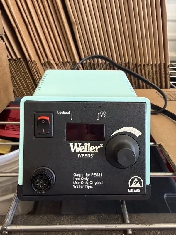 Паяльная станция Weller WESD51 60 W, 120 VAC, Soldering Station + PES51 24 VDC P