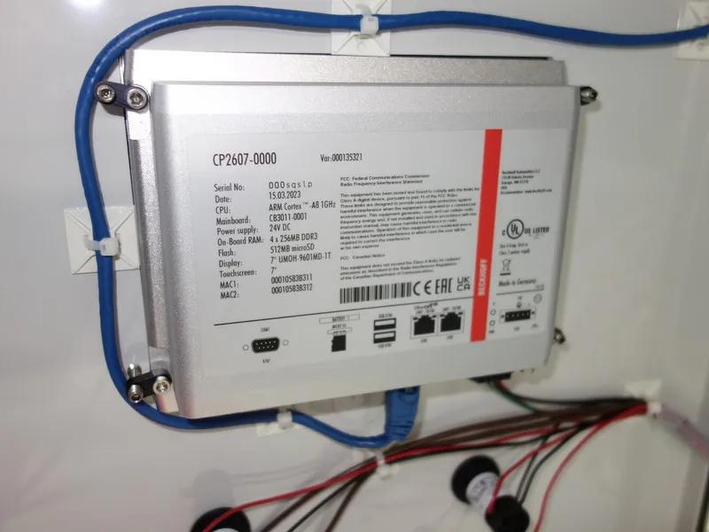 Beckhoff CP2607-0000 Panel Computer / CB3011-0001