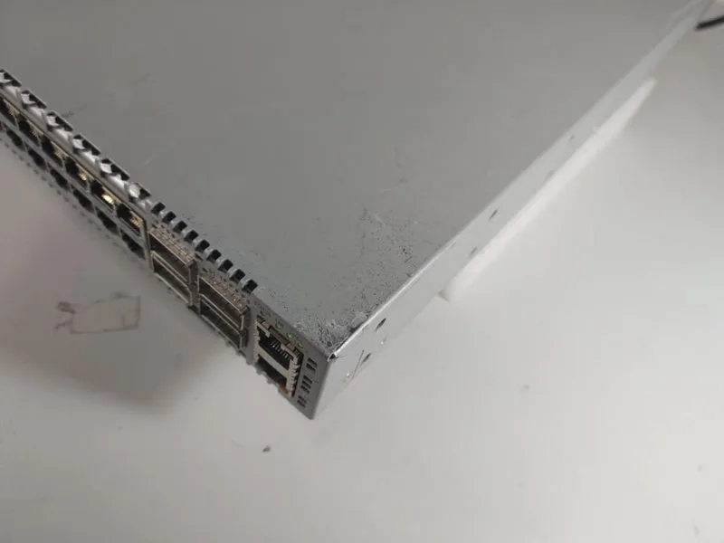 Коммутатор Arista DCS-7050T-64 48-Port 10GbE RJ45 4x 40Gb QSFP+ Switch — фото лота 4