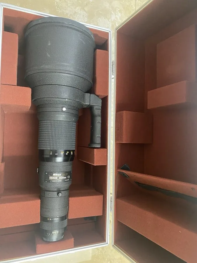 Объектив Nikon Nikkor ED 600mm 1:4 Telephoto Lens w/ CT-602 case