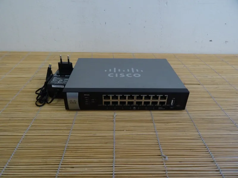 Маршрутизатор Cisco RV325-K9 Dual Gigabit WAN VPN Router