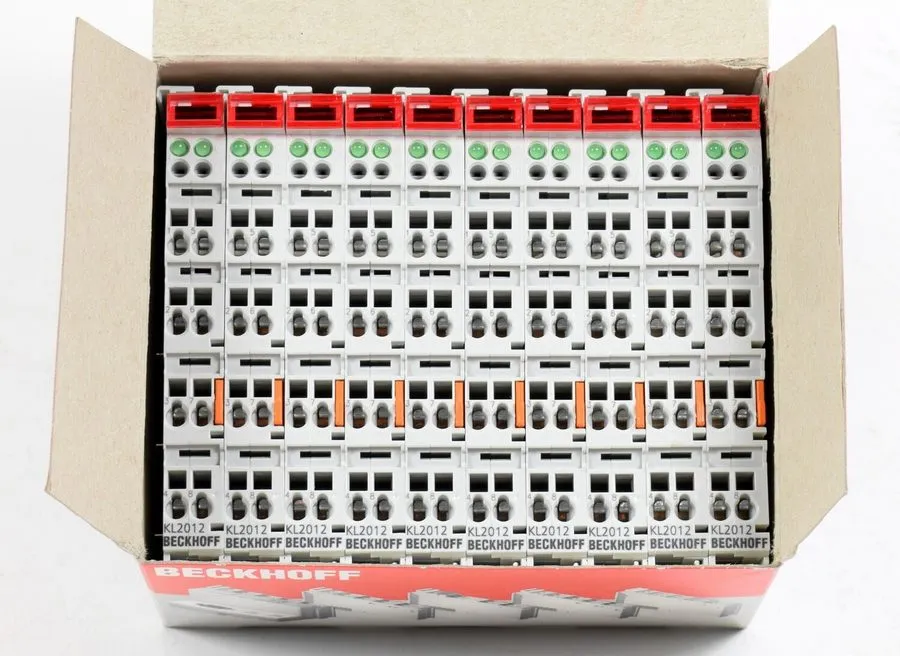 Модуль ввода-вывода 10 x Beckhoff Digital Output Modules, KL2012