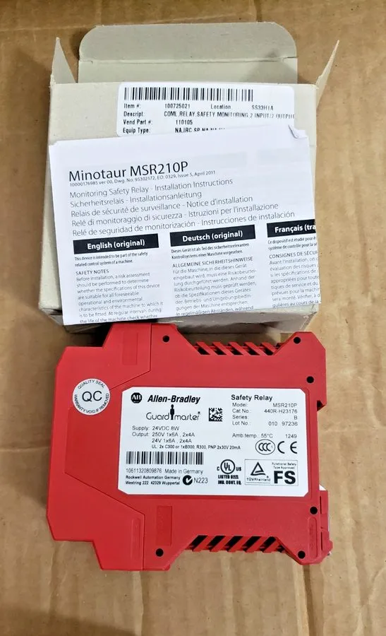 Реле безопасности Allen-Bradley 440R-H23176 MSR210P Safety Relay 24VDC Series B