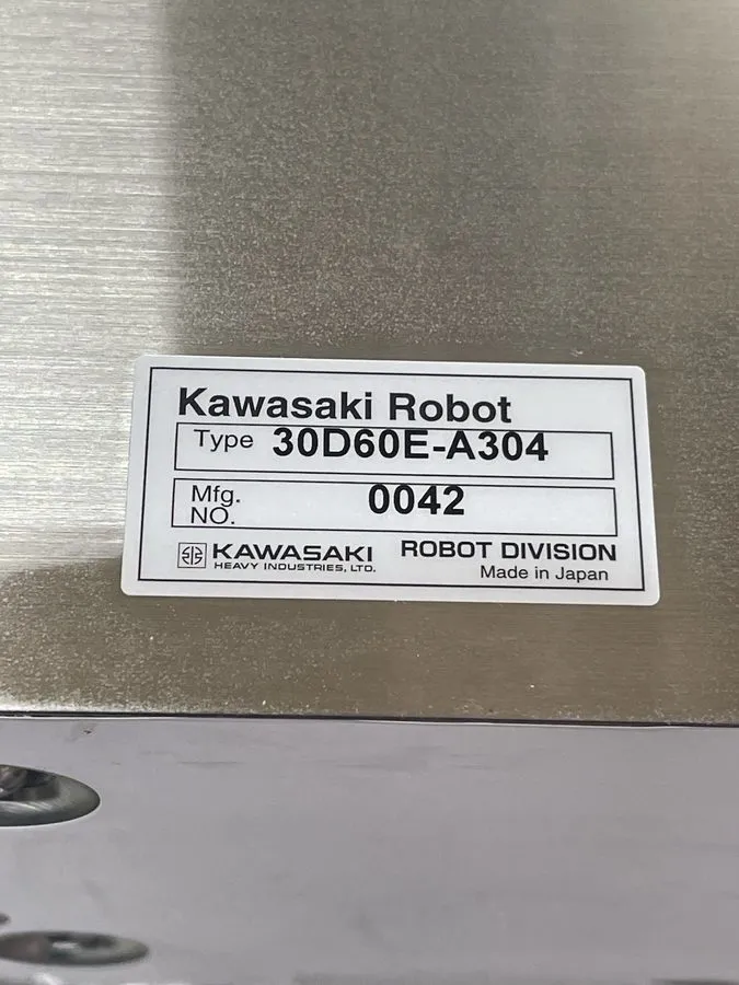 Робот KAWASAKI AMAT 30D60E-A304, ROBOT CONTROLLER, No Cables & Manual Included — фото лота 1