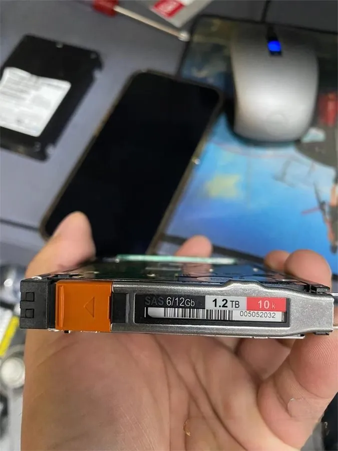 Жёсткий диск EMC 005052032 1.2T 1.2TB 10K 2.5 "12Gbps SAS 6/12Gb storage hard di