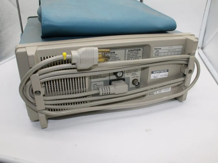 Осциллограф Tektronix 2232 100MHz Digital Storage Oscilloscope Unit — фото лота 1