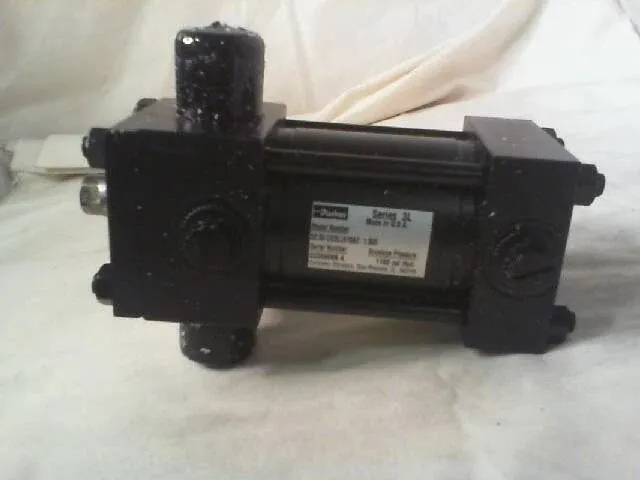 Пневмоцилиндр Parker 02.00 CD3LLR19AC 1.500 Pneumatic Cylinder Series 3L 1100 PS — фото лота 1