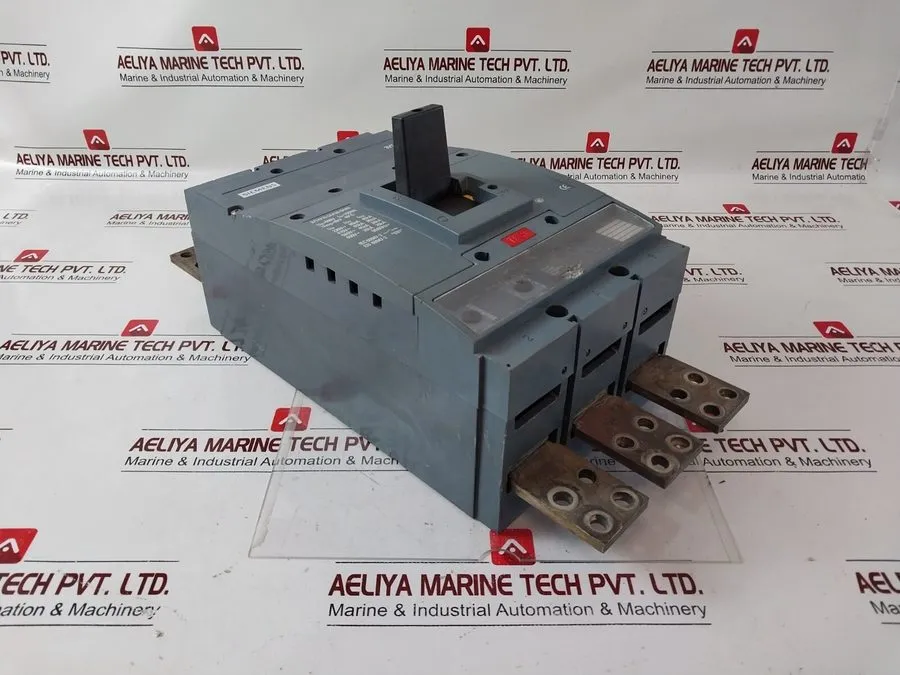 Автоматический выключатель 3VT4710-3AA30-0AA0 Siemens 3‑Pole 1000A Circuit Break