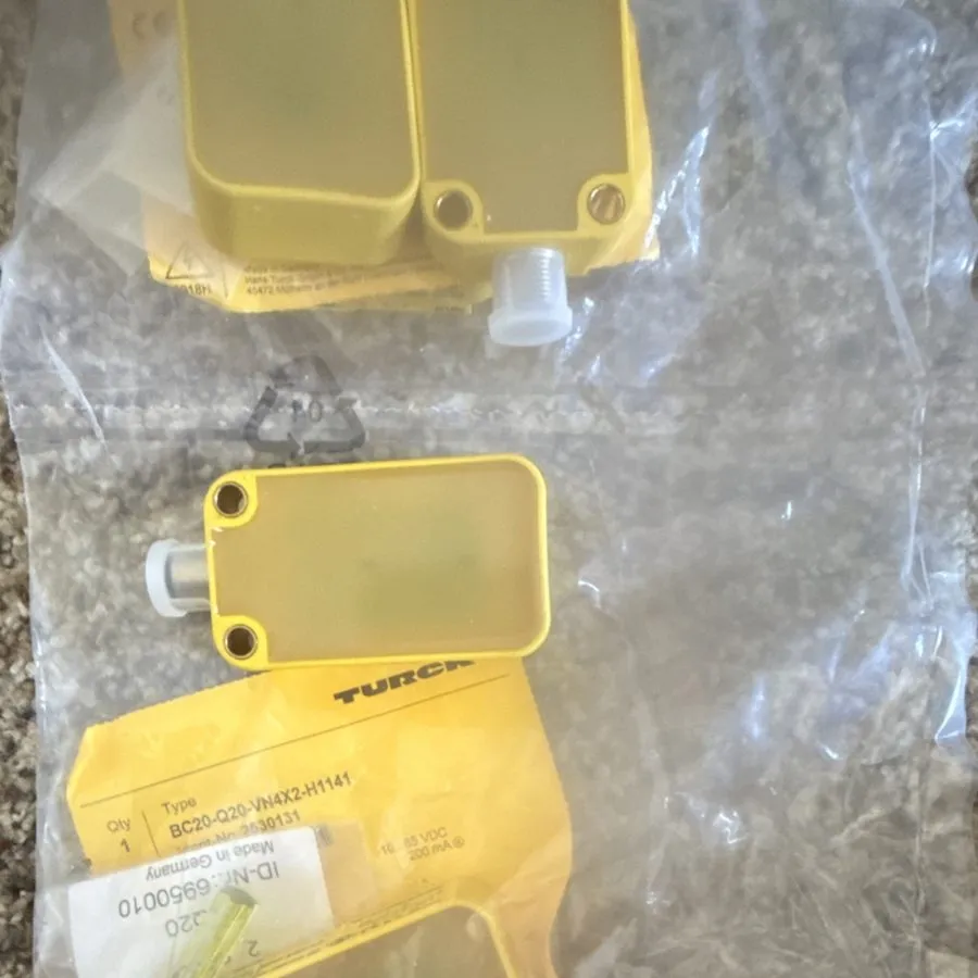Датчик приближения Turck BC20-Q20-VN4X2-H1141 Rectangular Proximity Sensor DC In — фото лота 1
