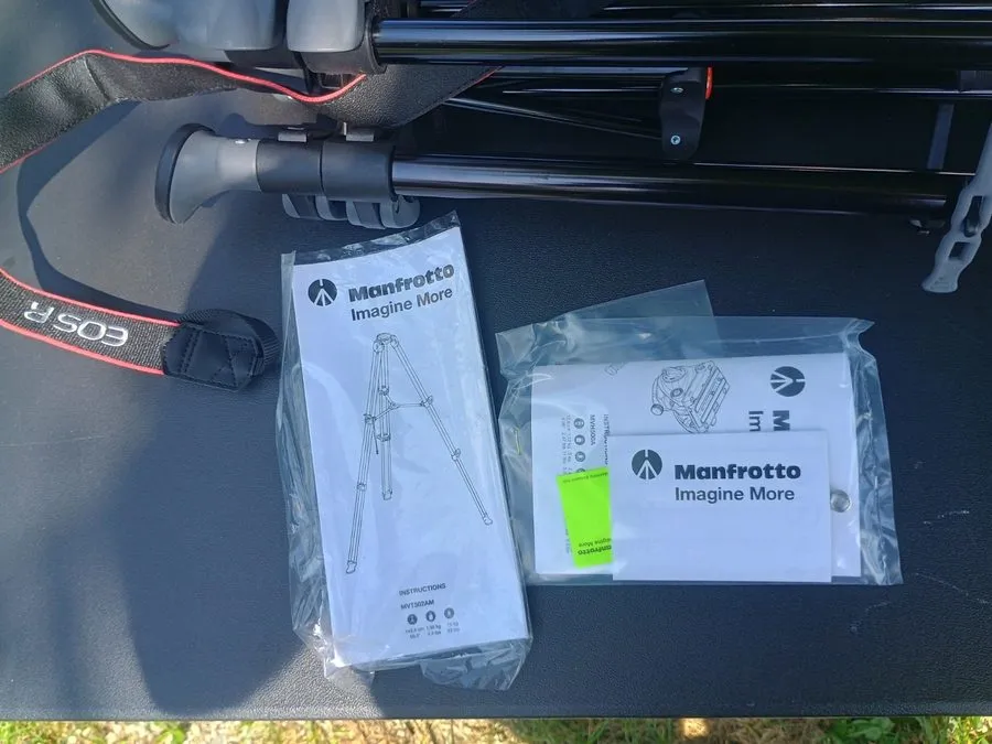 Оборудование видеонаблюдения Manfrotto MVT502AM Tripod MVH500A, Twin Leg System