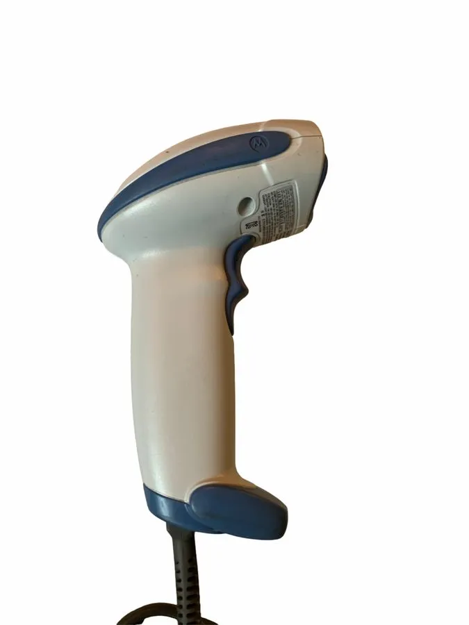 Сканер штрих-кода Motorola Symbol DS4208 1D/2D Wired Barcode Scanner w/USB Cord