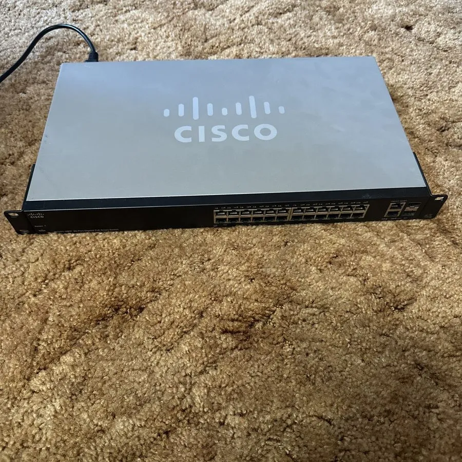Коммутатор Cisco SG200-26FP 26-Port Gigabit PoE Smart Switch