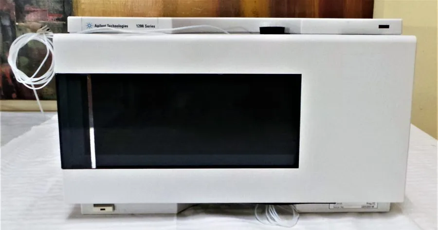 Хроматограф AGILENT 1200 SERIES HPLC G1364B PREP SCALE FRACTION COLLECTOR VERY R