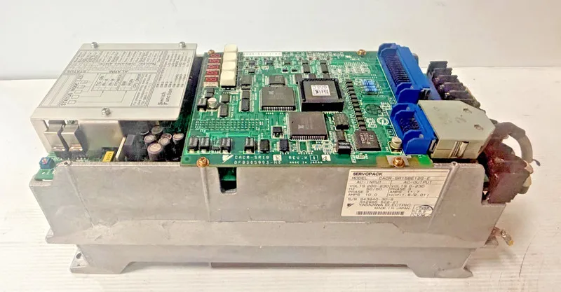Сервопривод Yaskawa Servopack CACR-SR15BE12G-E