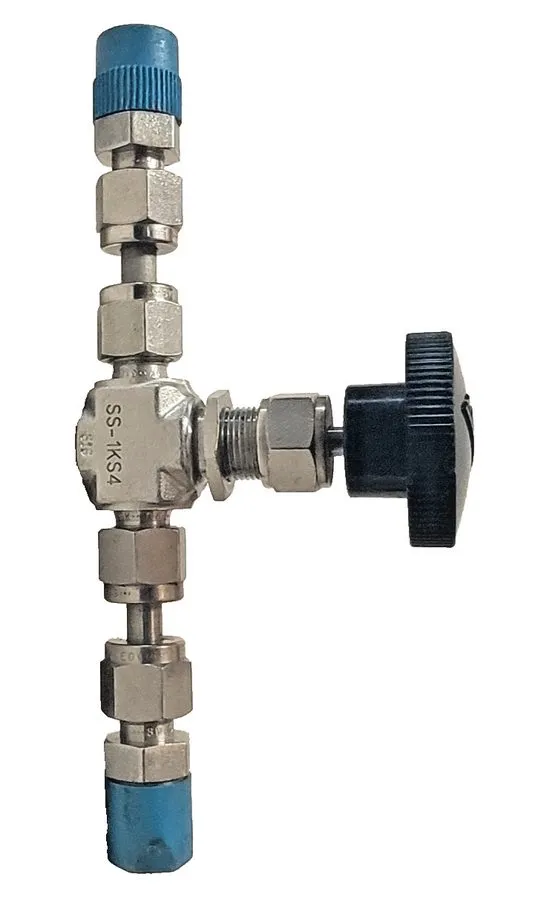 Клапан Swagelok SS-1KS4 316 Stainless Steel Integral Bonnet Needle Valve — фото лота 2