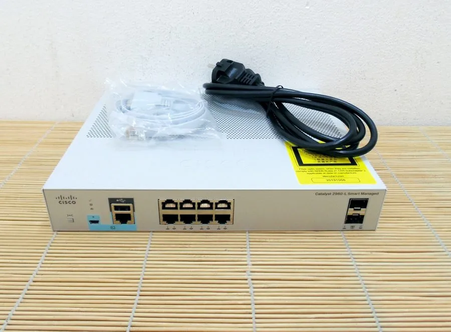 Коммутатор Cisco WS-C2960L-SM-8TS 8 Ports Fully Managed Ethernet Switch