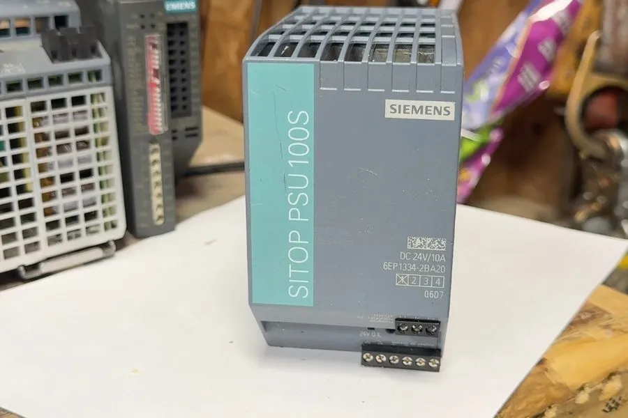 Блок питания Siemens 6EP13342BA20 SITOP Power Supply, AC-DC, 24V, 10A, 100-240in — фото лота 1