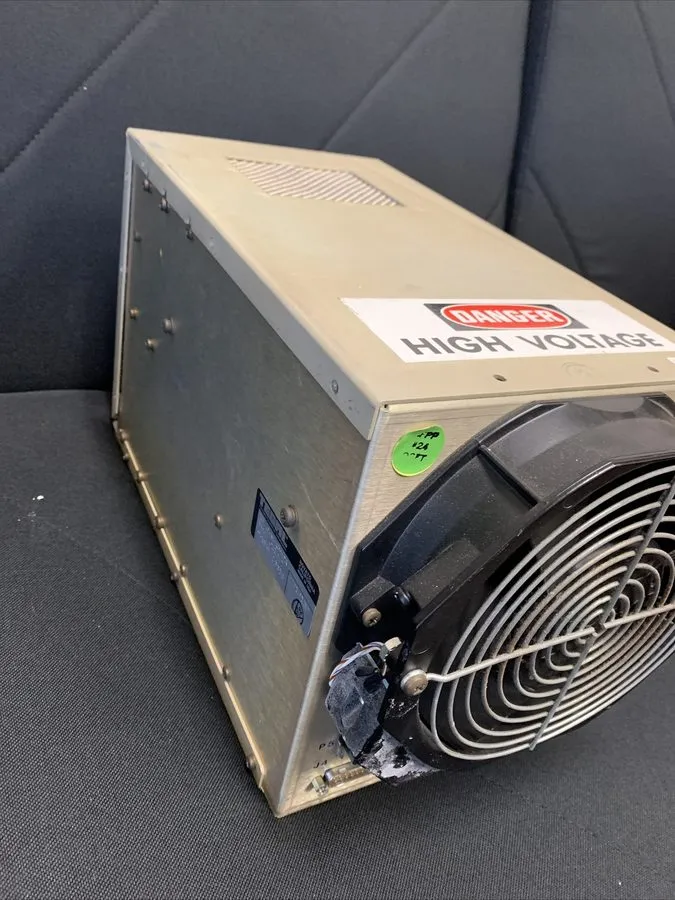 Генератор сигналов Tegal 915 RF Generator RF Plasma Products Model T-502E 500w C — фото лота 1