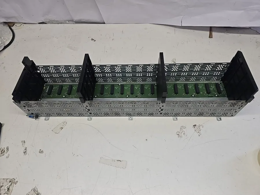 ПЛК Allen-Bradley 1756-A17 PLC Rack
