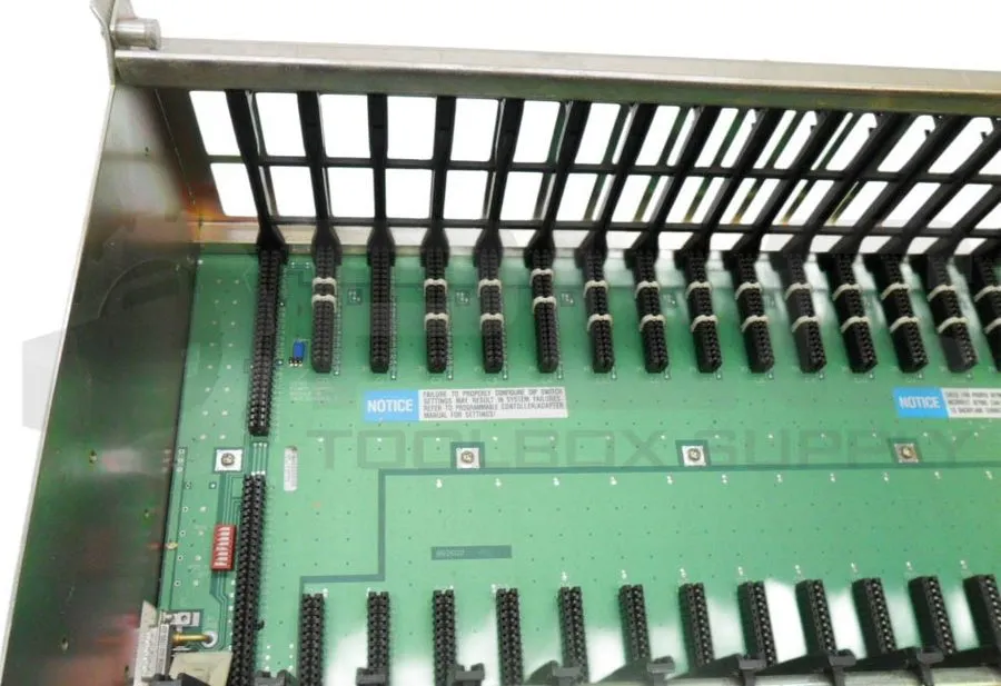 ПЛК Allen Bradley 1771-A4B PLC Rack Chassis 16 Slot 24A 5.25VDC