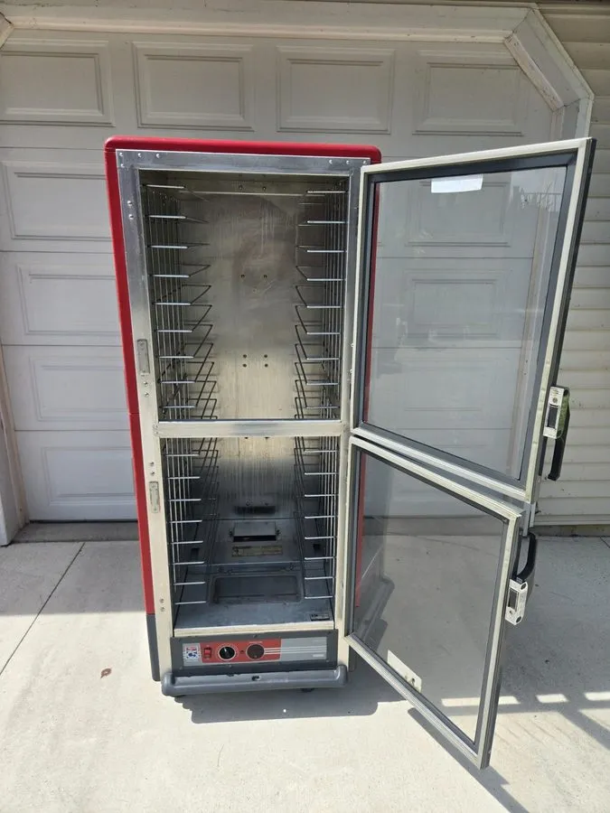 Оборудование видеонаблюдения Metro C539-HDC-4 Full Height Heated Holding Cabinet — фото лота 1